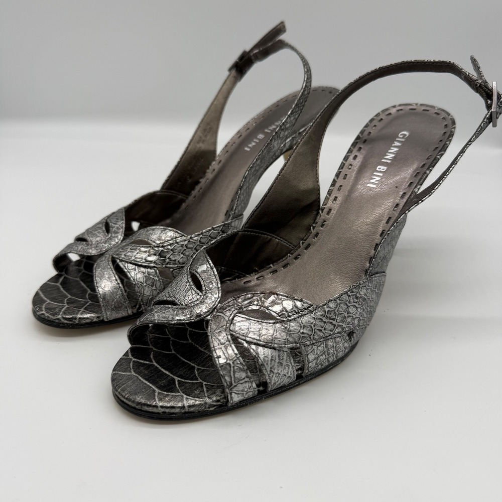 Gianni Bini Silver Snakeskin Embossed Leather Slingback Heels 9.5M DISCO12